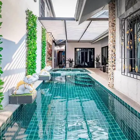 Luxury Thai Style Pool Villa In Downtown Pattaya, Close To Walking Street